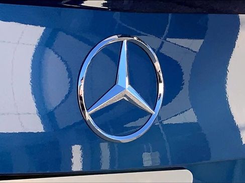 Used 2023 Mercedes-Benz C 300 Sedan image 9