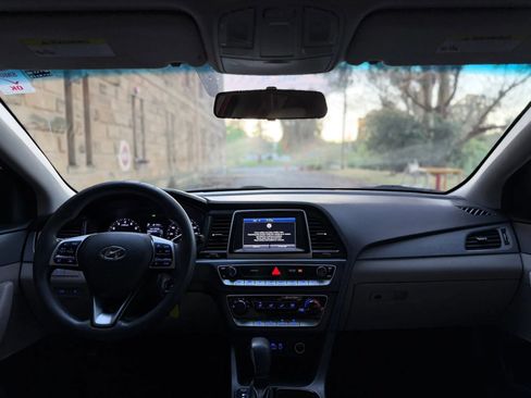 Used 2019 Hyundai Sonata SE FWD image 11