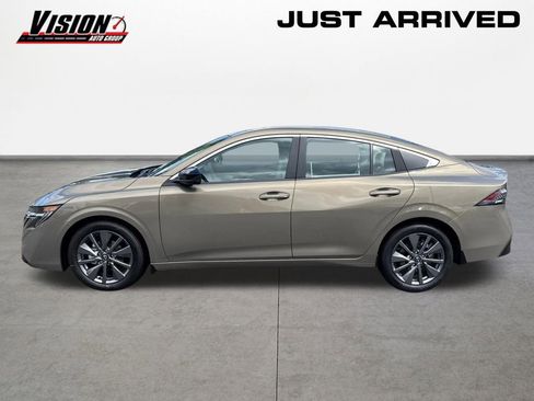 New 2026 Nissan Sentra SL w/ Floor Mat Package FWD image 8
