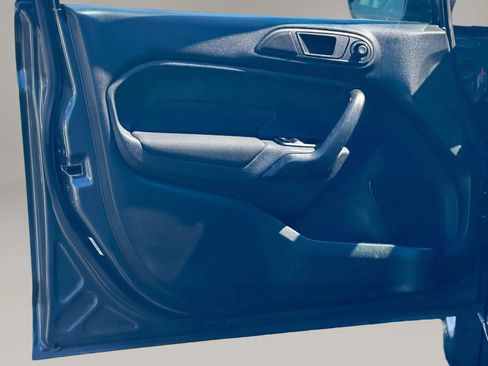 Used 2018 Ford Fiesta SE image 10