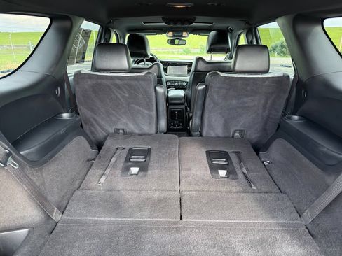 Used 2022 Dodge Durango R/T w/ Blacktop Package AWD/4WD image 31