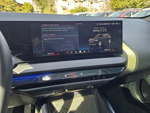 Used 2025 BMW X3 xDrive30i image 28