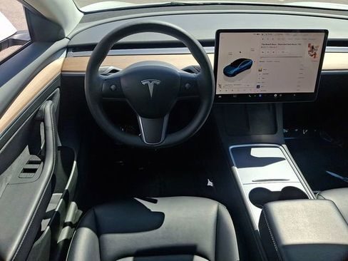 Used 2023 Tesla Model 3 Standard Range RWD image 13