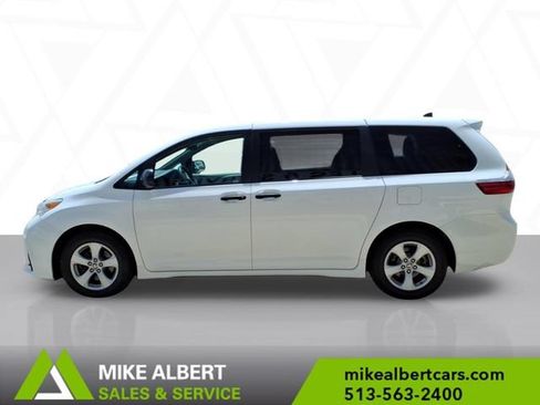 Used 2020 Toyota Sienna L FWD image 4