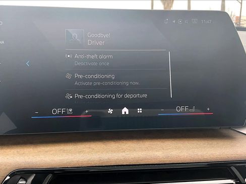 Used 2025 BMW X1 xDrive28i w/ Convenience Package image 32