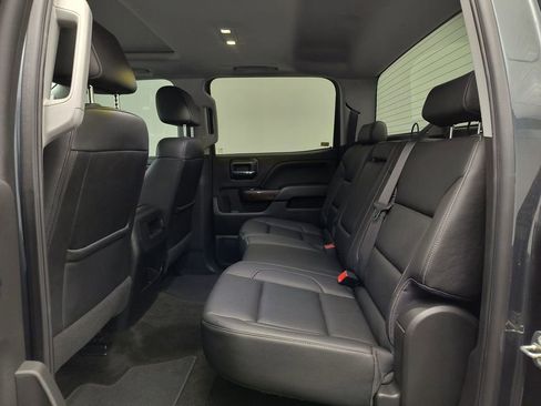 Used 2018 GMC Sierra 1500 SLT w/ SLT Premium Package AWD/4WD image 12