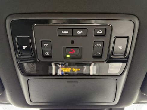 Used 2026 Toyota Grand Highlander AWD Hybrid image 17