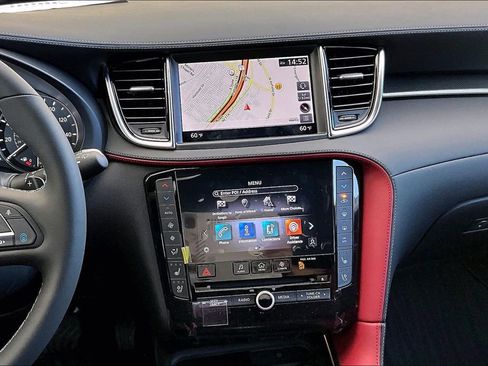 New 2025 INFINITI QX50 Sport image 9