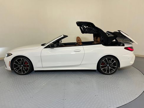 Used 2023 BMW 430i Convertible w/ M Sport Package image 36