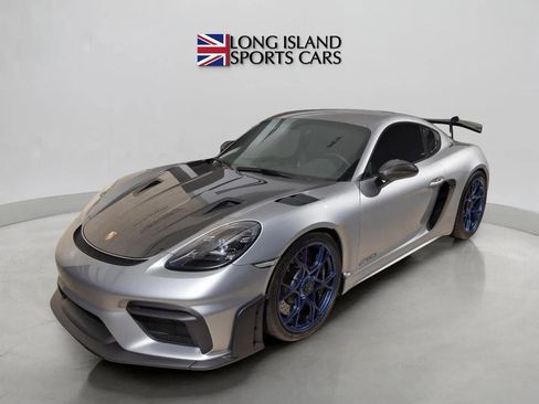 Used 2024 Porsche 718 Cayman GT4 RS w/ Weissach Package RWD image 36