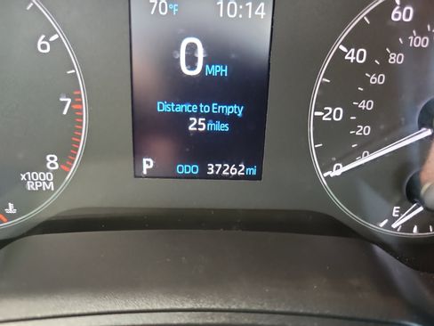 Certified 2024 Toyota Corolla LE image 31