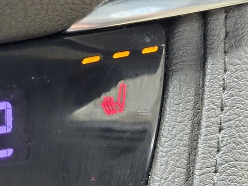 Used 2019 Cadillac XT5 Luxury image 8