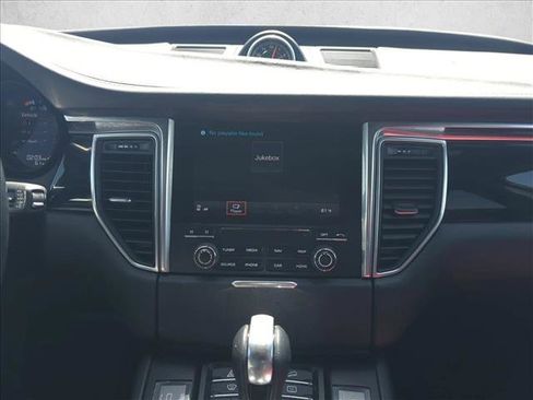 Used 2017 Porsche Macan AWD/4WD image 12