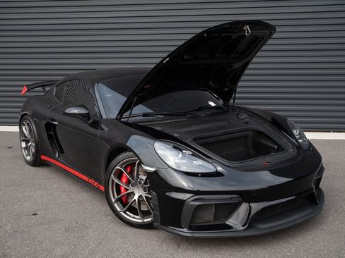 Used 2021 Porsche 718 Cayman GT4 image 26