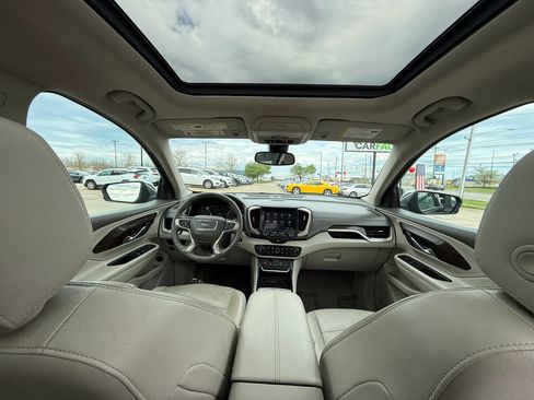 Used 2018 GMC Terrain Denali w/ Advanced Safety Package AWD/4WD image 27