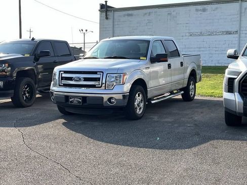 Used 2013 Ford F150 XLT w/ Mid Equipment Group RWD image 5