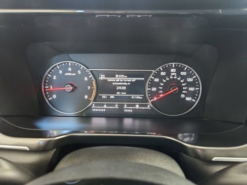 Used 2023 Kia Sorento AWD image 13