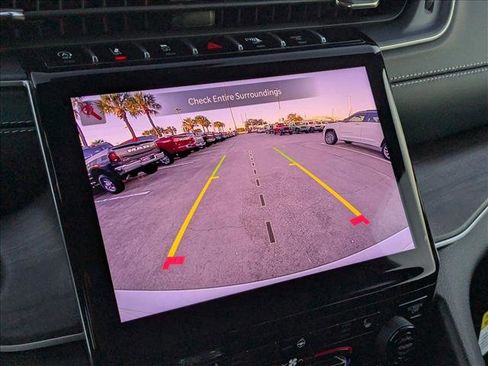 New 2025 Jeep Grand Cherokee Limited w/ Black Appearance Package image 14