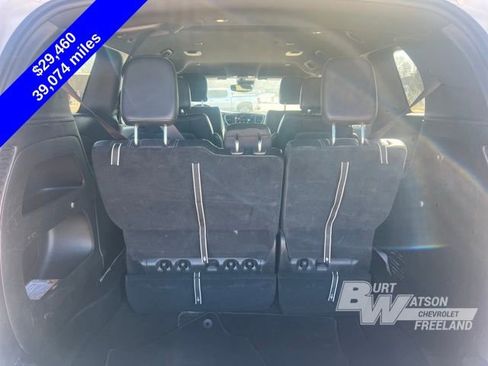 Used 2025 Chrysler Pacifica Select image 22