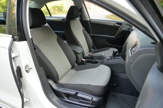 Used 2017 Volkswagen Jetta S FWD image 28
