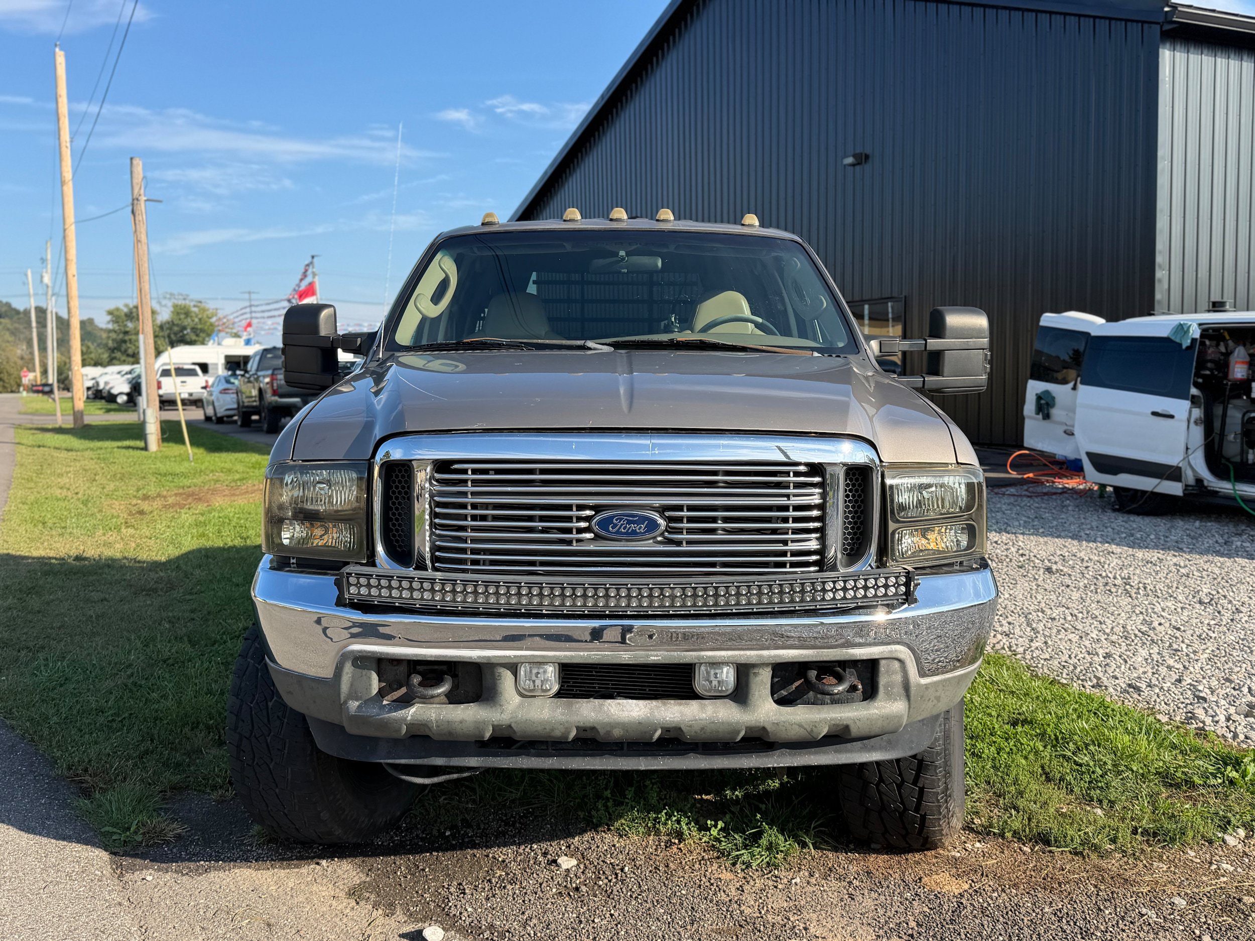 Used 2004 Ford F250 4x4 Crew Cab Super Duty image 2