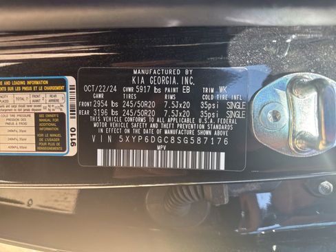 Used 2025 Kia Telluride S AWD/4WD image 11