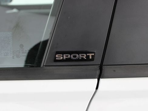 Used 2025 Volkswagen Jetta Sport FWD image 34