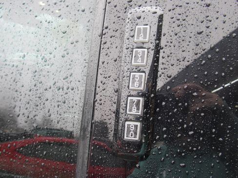 Used 2022 Ford F350 XLT w/ XLT Value Package image 13