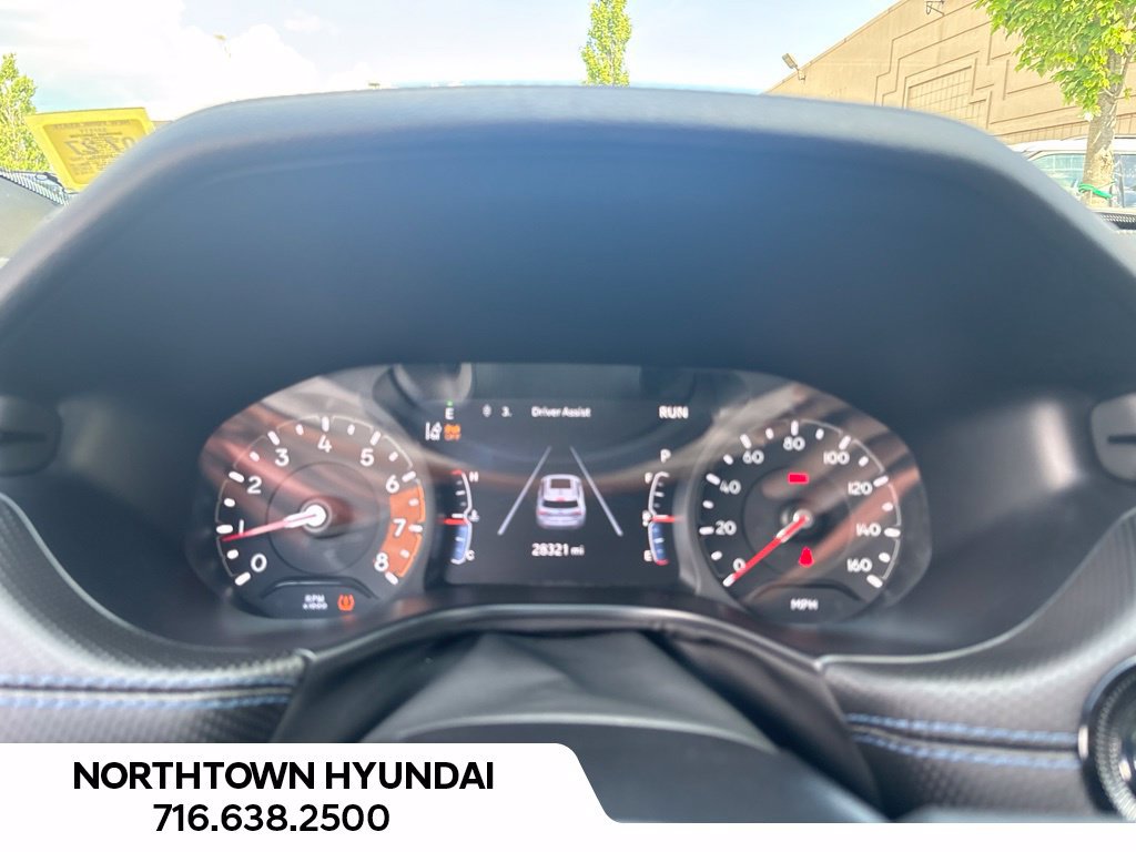 Used 2025 Jeep Compass Latitude w/ Convenience Group AWD/4WD image 19