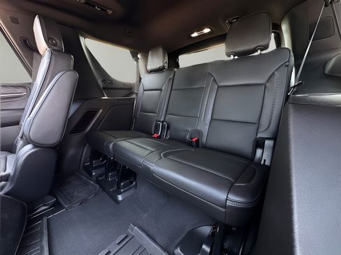 Used 2023 GMC Yukon Denali w/ LPO, Floor Liner Package AWD/4WD image 20