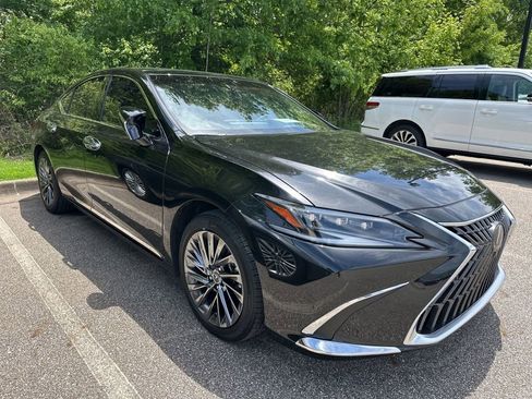 Used 2024 Lexus ES 350 Ultra Luxury w/ Accessory Package (Z2) FWD image 2
