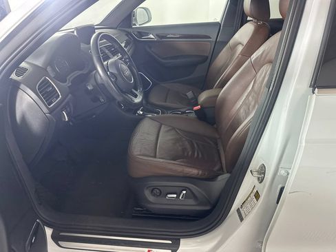 Used 2016 Audi Q3 2.0T Prestige AWD/4WD image 3