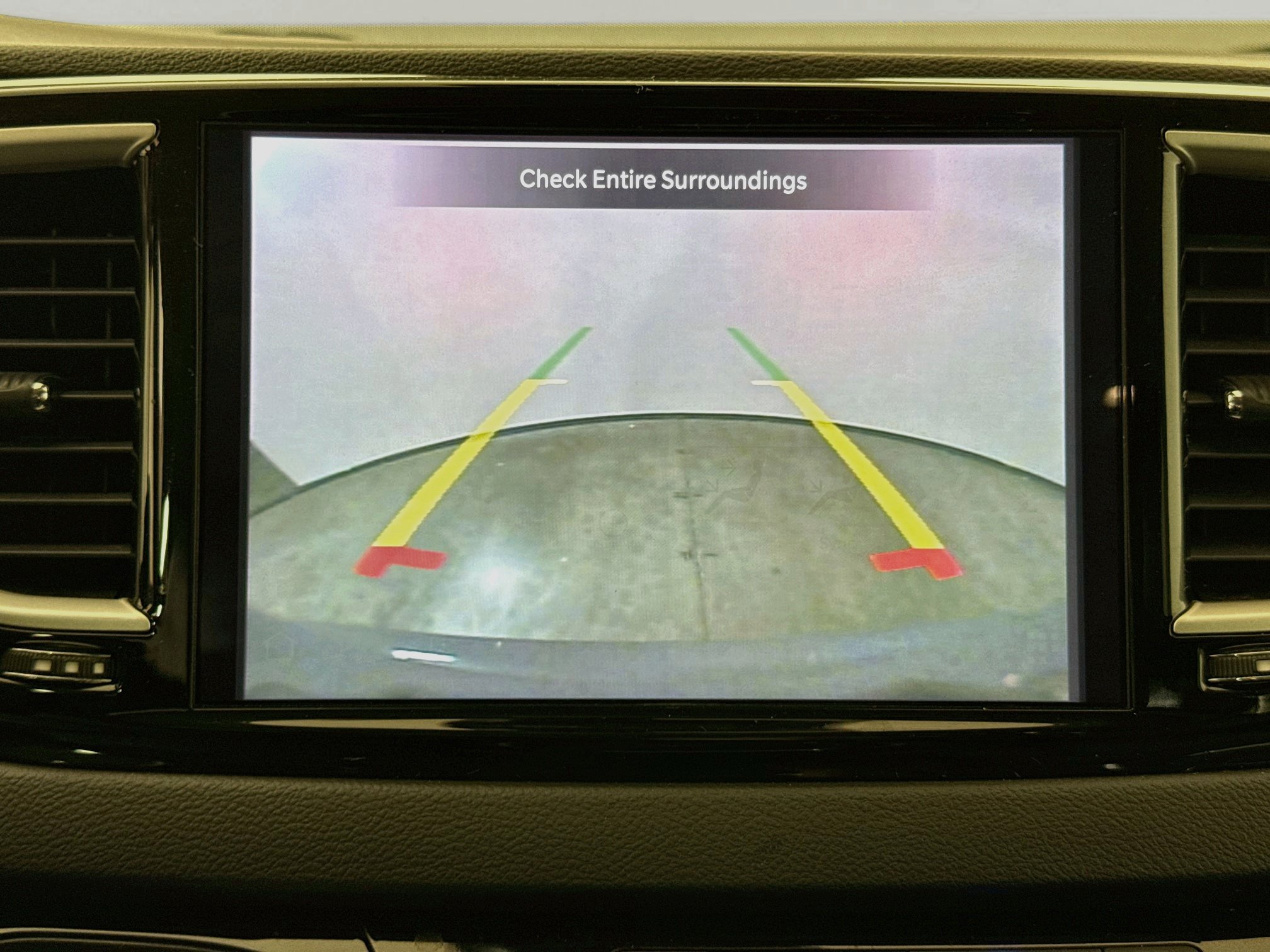 Used 2022 Chrysler Pacifica Touring-L FWD image 15