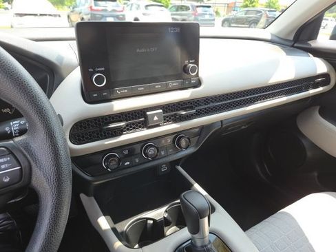 Used 2024 Honda HR-V LX image 25