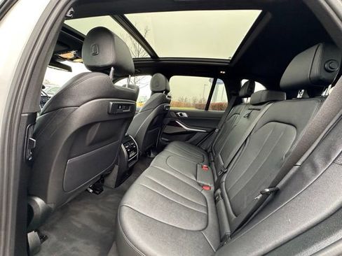 Used 2021 BMW X5 xDrive45e w/ Premium Package AWD/4WD image 16