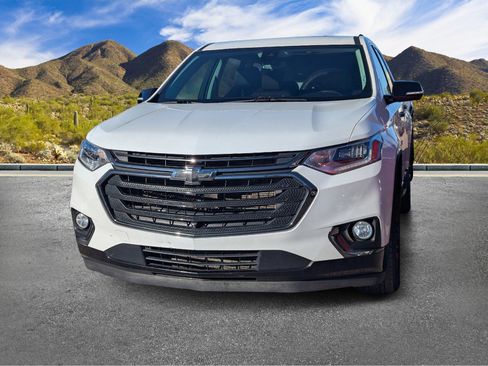 Used 2020 Chevrolet Traverse Premier w/ Redline Edition image 2