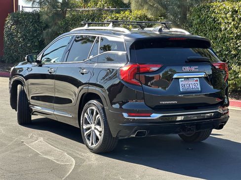 Used 2018 GMC Terrain Denali w/ Driver Alert Package II image 4