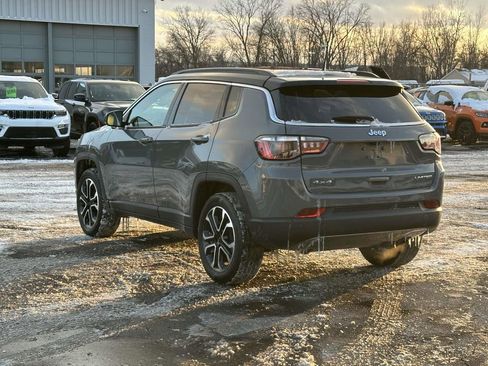 Used 2024 Jeep Compass Limited image 6