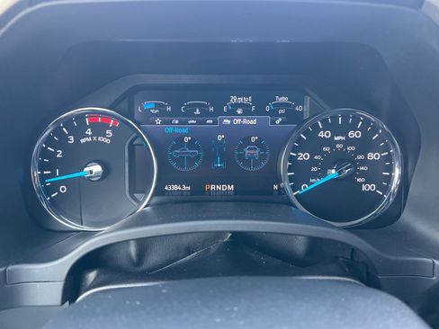 Used 2022 Ford F350 Lariat w/ Lariat Ultimate Package image 21