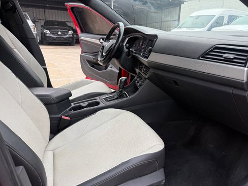 Used 2020 Volkswagen Jetta R-Line w/ R-Line Cold Weather Package image 16