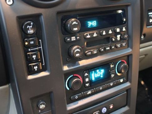 Used 2007 HUMMER H2 Luxury w/ Chrome Appearance Package image 17