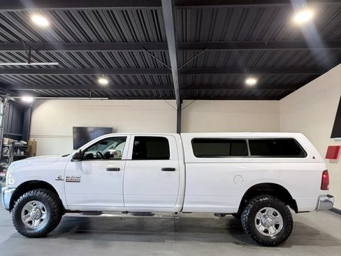 Used 2017 RAM 2500 Tradesman w/ Chrome Appearance Group AWD/4WD image 5