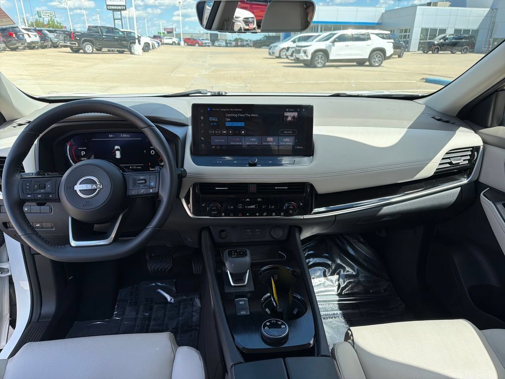Used 2024 Nissan Rogue SL w/ SL Premium Package AWD/4WD image 12