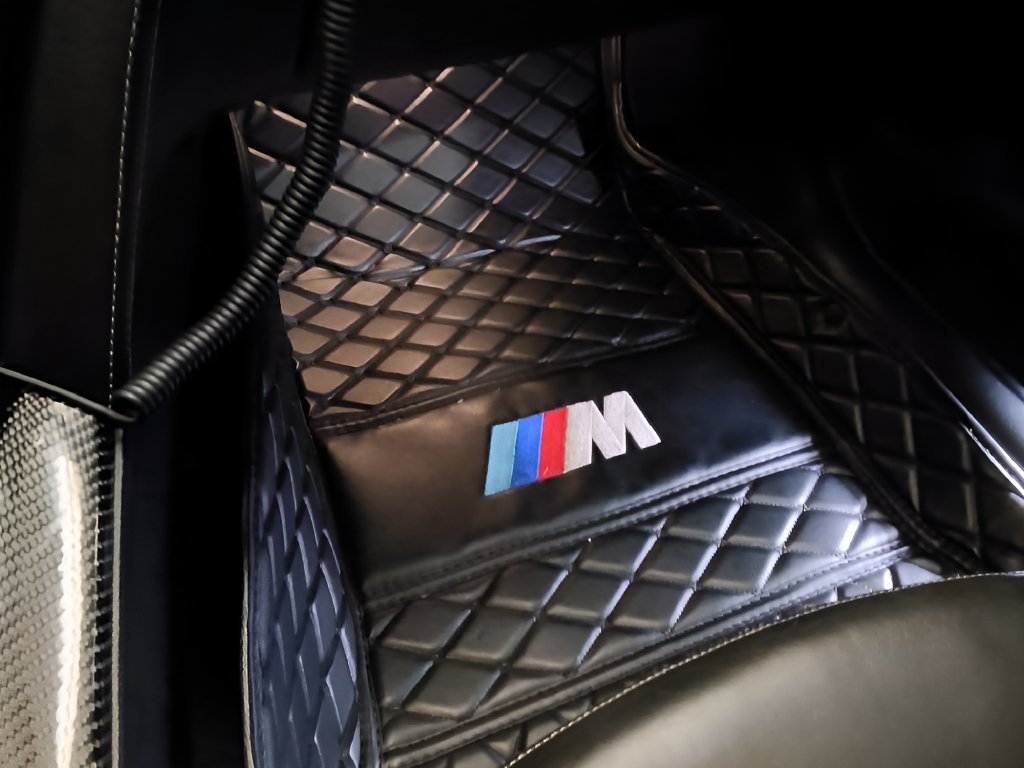 Used 2017 BMW M3 RWD image 26