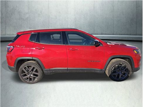 New 2026 Jeep Compass Latitude w/ Sun and Sound Group AWD/4WD image 6