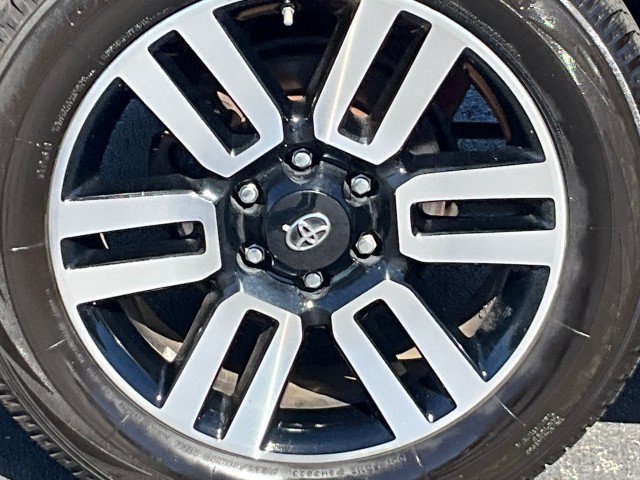 Used 2016 Toyota 4Runner Limited AWD/4WD image 7