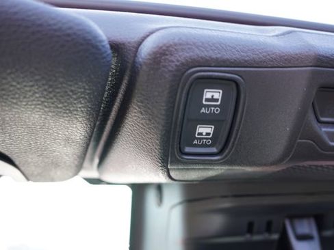 Certified 2025 Jeep Wrangler Unlimited Sahara w/ Safety Group image 25