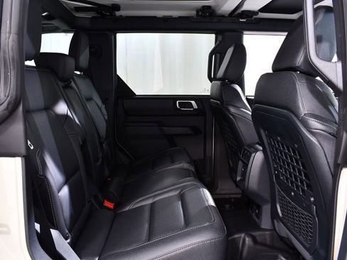 New 2025 Ford Bronco Badlands image 19