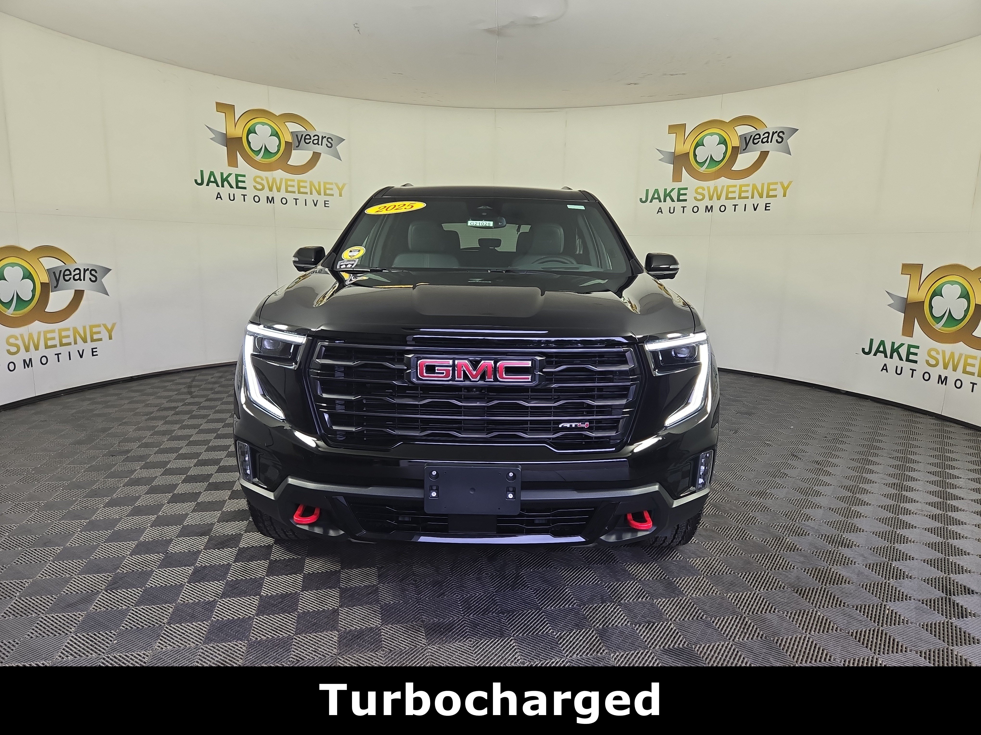 Certified 2025 GMC Acadia AT4 AWD/4WD image 2