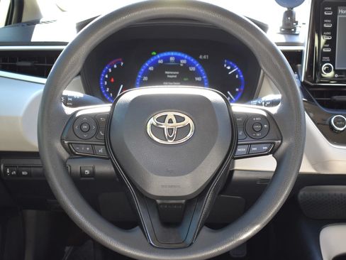 Used 2021 Toyota Corolla LE FWD image 13